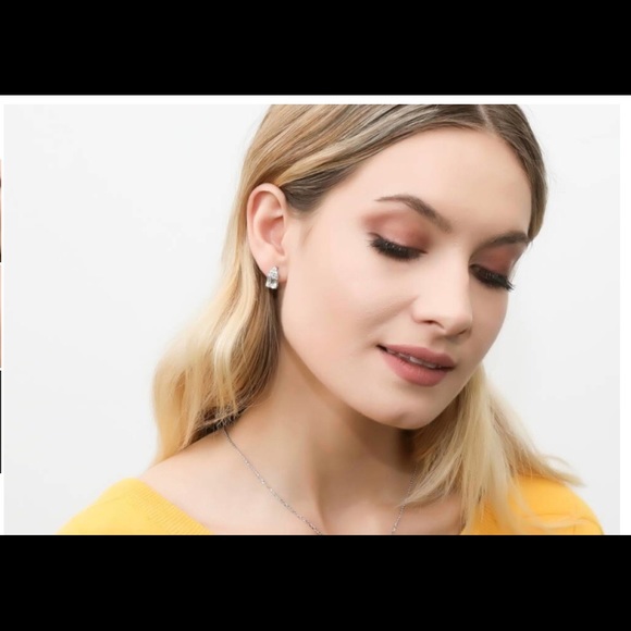 Emerald cut cz earrings. About 2cts. each. Sterling silver setting - Picture 3 of 3